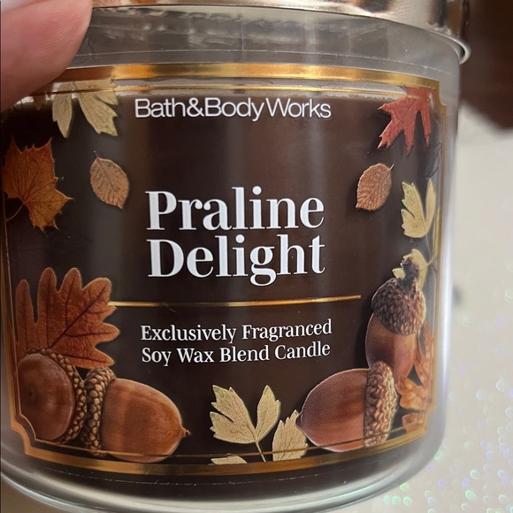 Bath & Body Works Praline Delight Candle - Picture 2 of 5